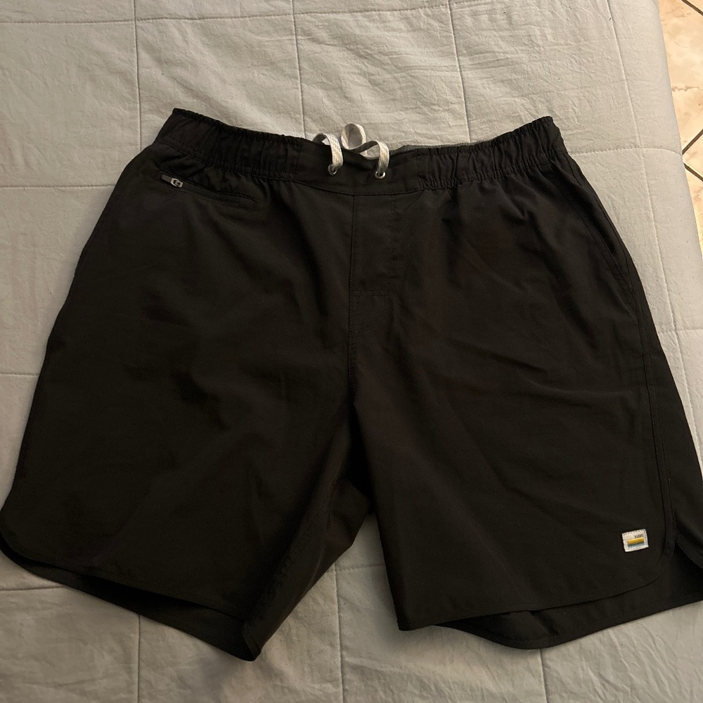 Vuori Kore Shorts, Black XL